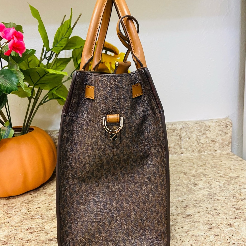 Michael KORS Nouveau Hamilton Stripe Large Satchel - Picture 6 of 10